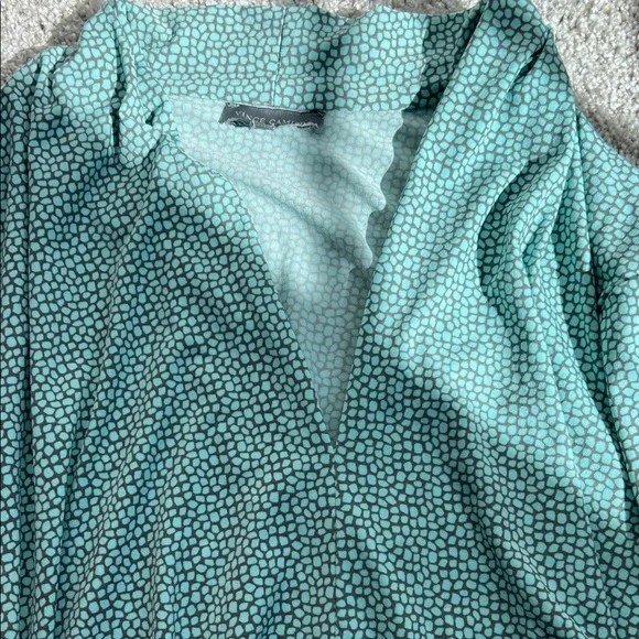 Vince Camuto Aqua Patterned Blouse - Picture 4 of 4